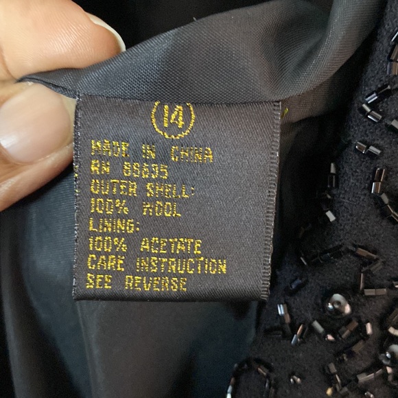 Ivana Wool Blazer Jacket. Embellished Removable collar Satin covered buttons. - Picture 12 of 14